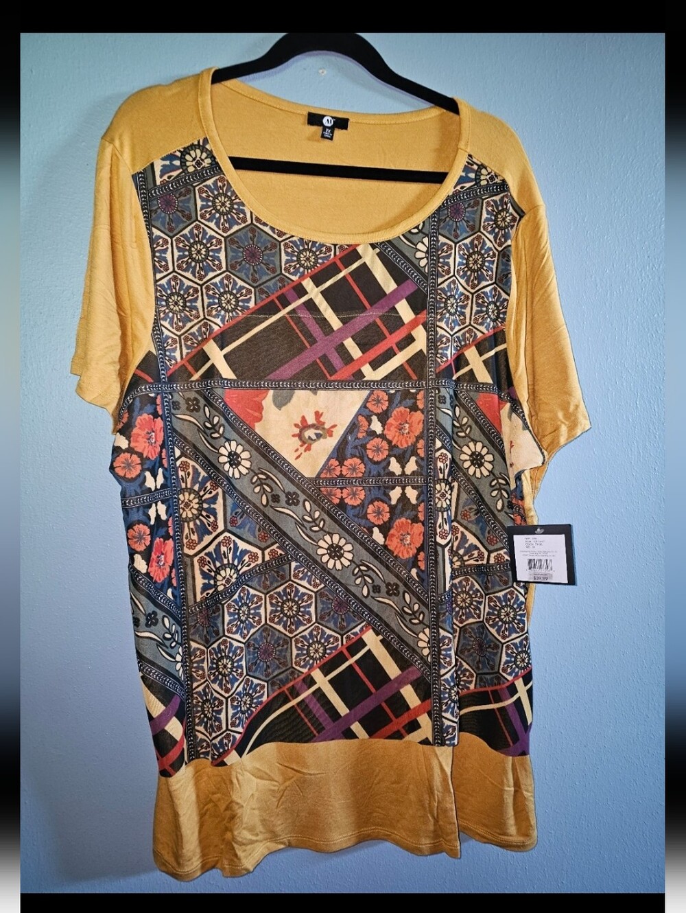 A&I Plus Size Mustard Yellow Short Sleeve Patterned Top NWT